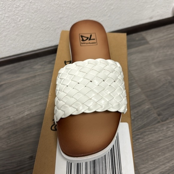 Dirty Laundry Enjoy It Slide Sandal - Picture 5 of 6